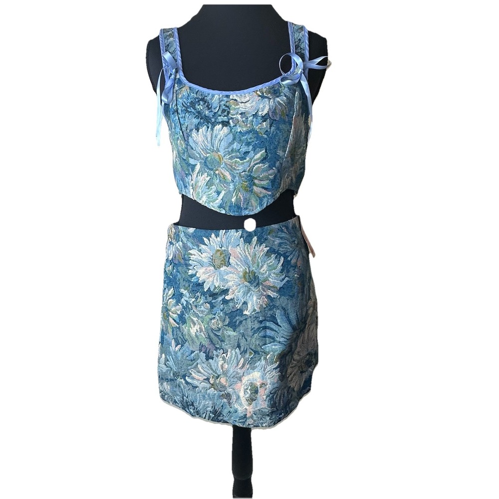 Women's‎ Medium Blue Floral Tapestry Jacquard Two Piece Set Crop Top Skirt Y2K